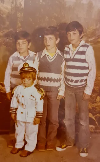 גילי אלבז — תמונה מהאלבום המשפחתי