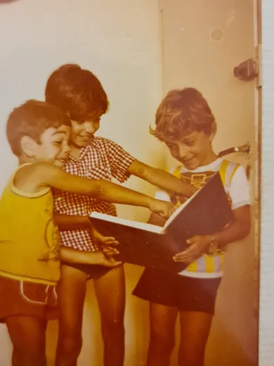 גילי אלבז — תמונה מהאלבום המשפחתי