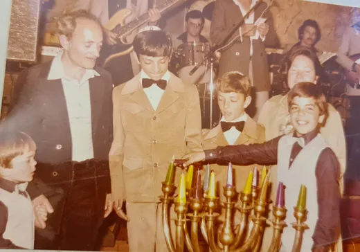 גילי אלבז — תמונה מהאלבום המשפחתי