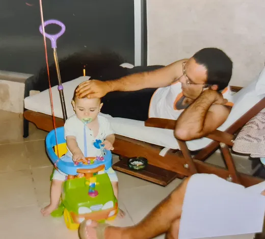 גילי אלבז — תמונה מהאלבום המשפחתי