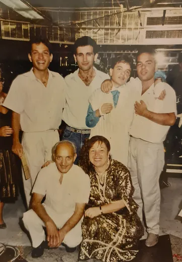 גילי אלבז — תמונה מהאלבום המשפחתי